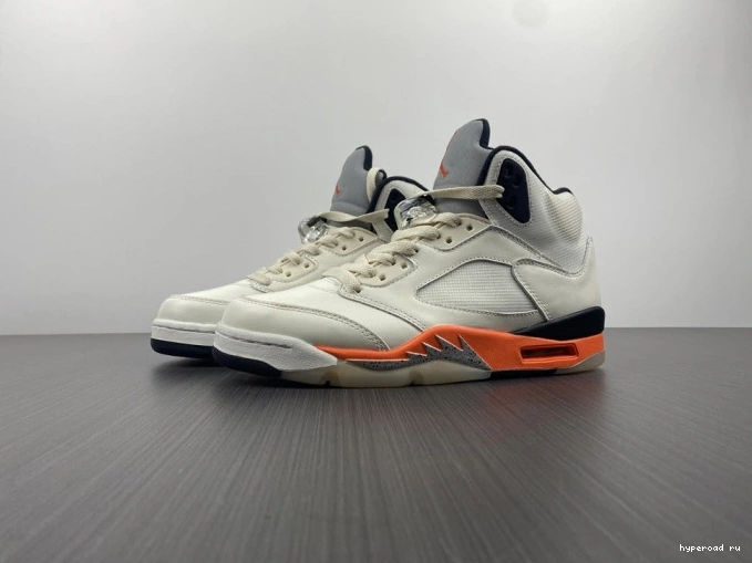 DC1060-100 Jordan Orange Retro 5 Total 0823